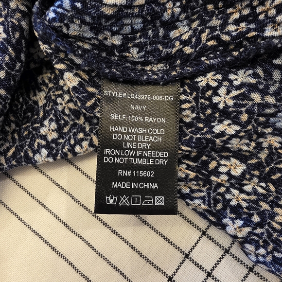 Lush Navy Floral Maxi Dress - Picture 6 of 7